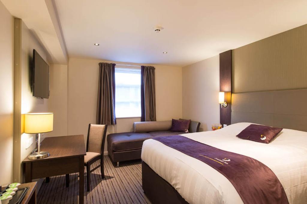 Premier Inn Inverness East Oda fotoğraf