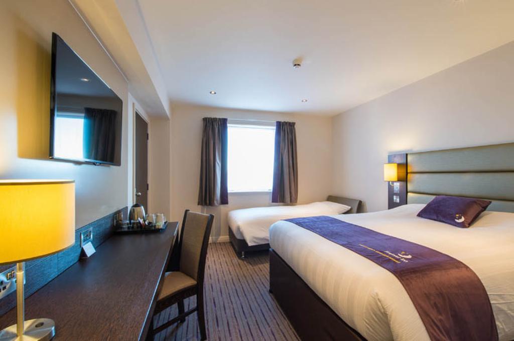Premier Inn Inverness East Oda fotoğraf