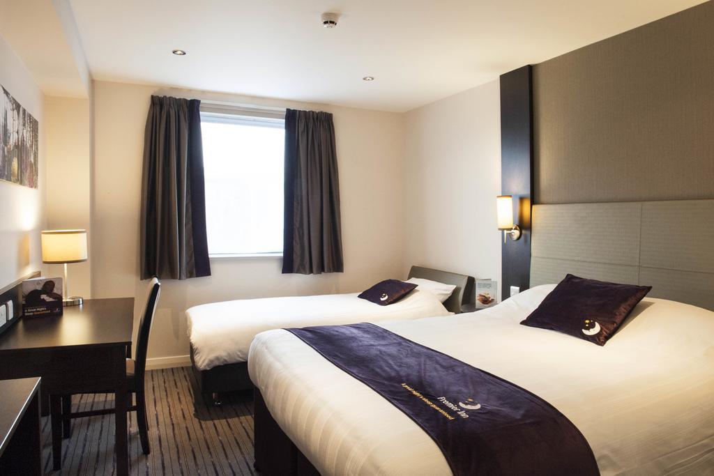 Premier Inn Inverness East Oda fotoğraf