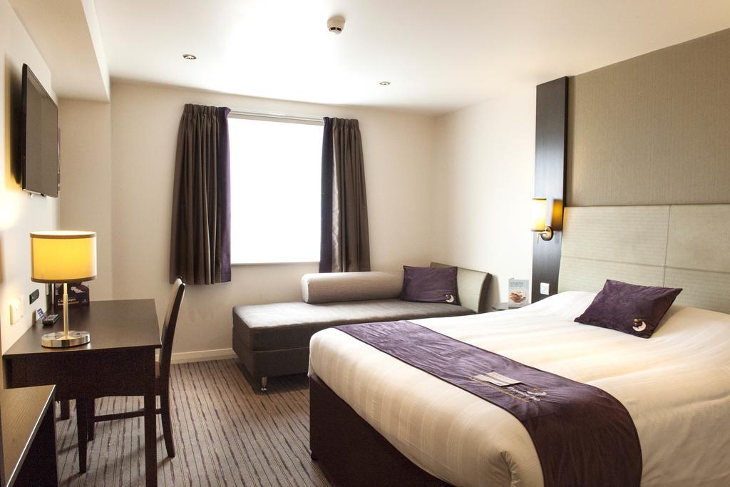 Premier Inn Inverness East Dış mekan fotoğraf