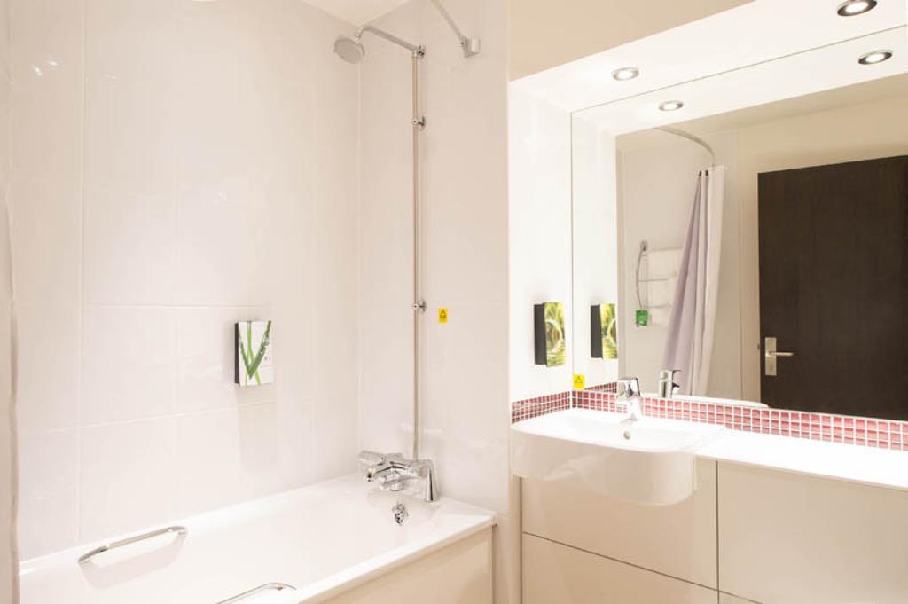 Premier Inn Inverness East Dış mekan fotoğraf