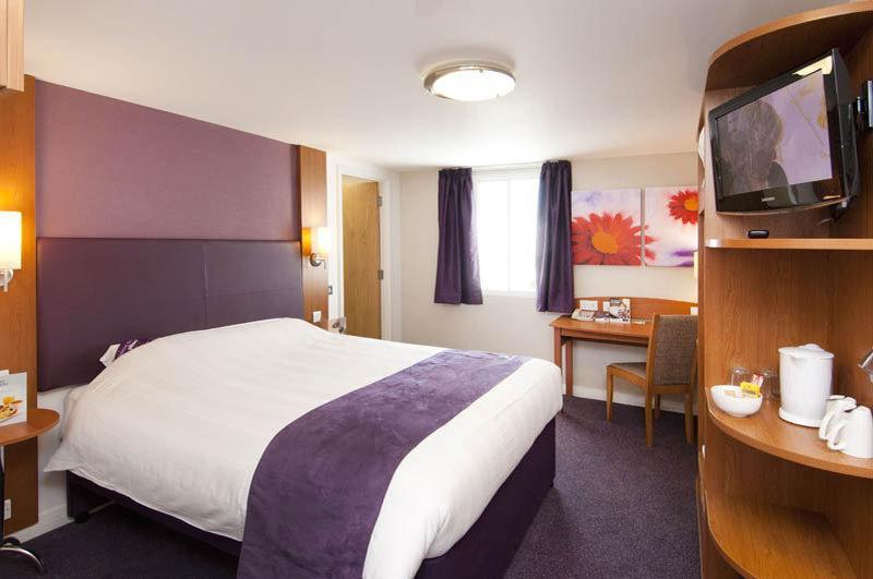 Premier Inn Inverness East Dış mekan fotoğraf