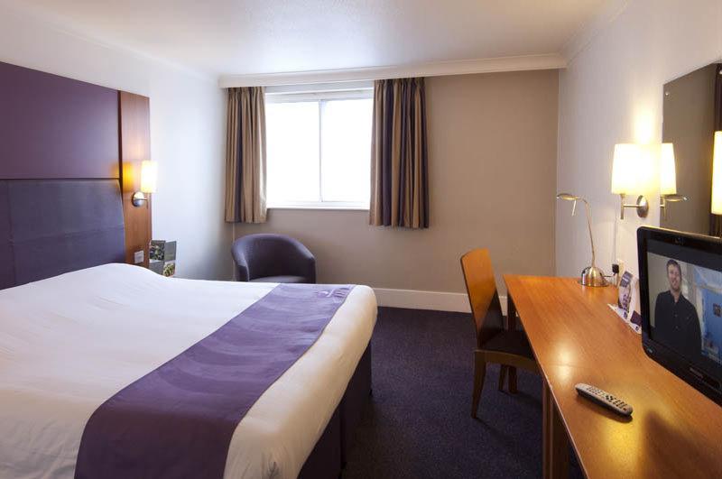 Premier Inn Inverness East Dış mekan fotoğraf
