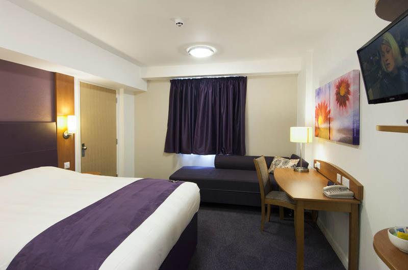 Premier Inn Inverness East Dış mekan fotoğraf
